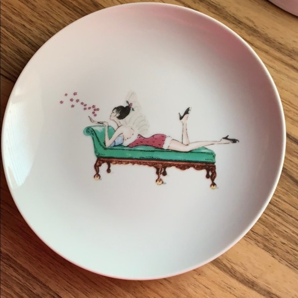 Macy’s Holiday Fairy Dessert Plates Collectibles - Picture 4 of 9